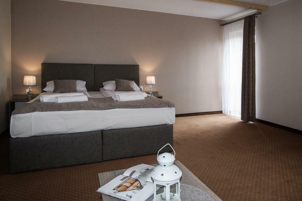 Ania Apartamenty Хохолув Екстер'єр фото